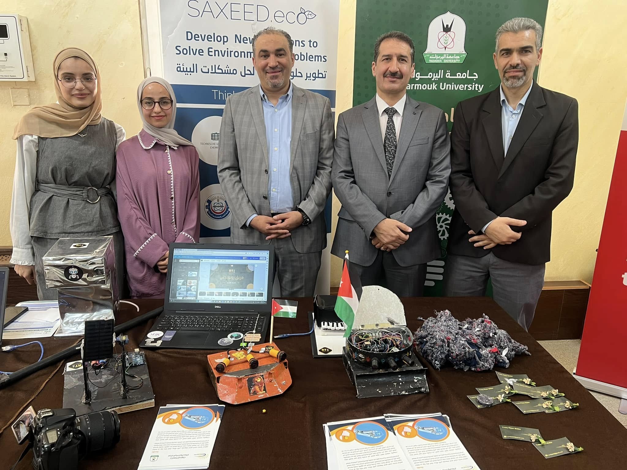 EIC and incubated students during Yarmouk University 4th International Education Week